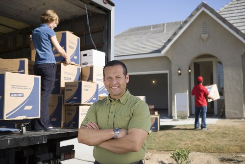 Removal van service in Kingston upon Thames with local moving support
