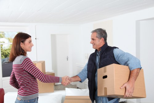 Moving van for residential relocations near Kingston town centre